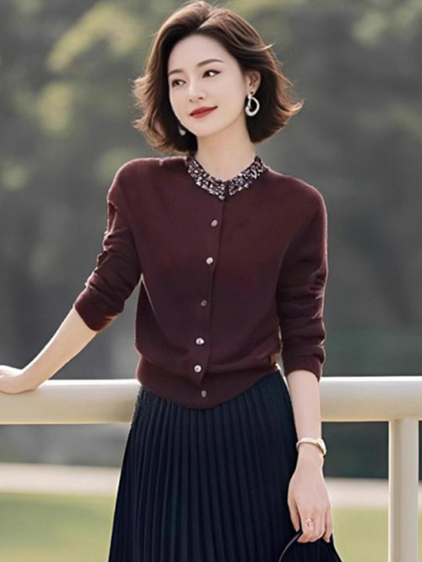 官网 时尚套装 钉珠圆领设计感针织上衣外套女A字百褶高腰半身裙|undefined