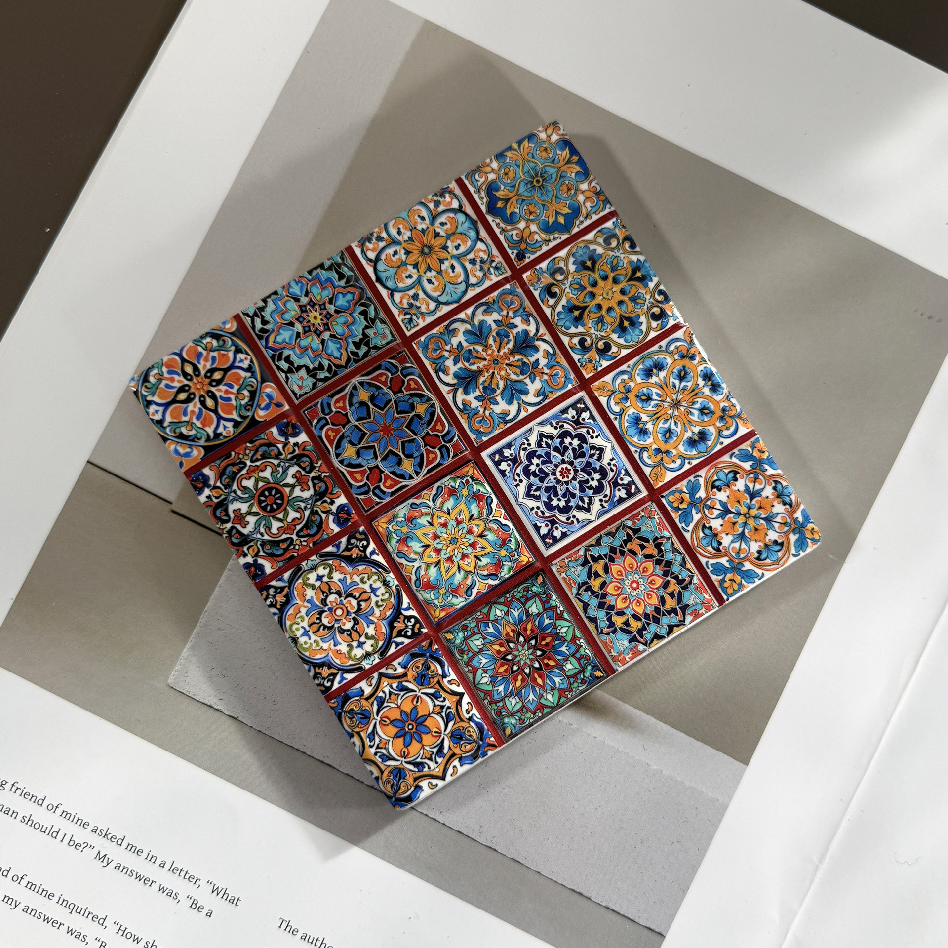 Posavasos de corcho con forma de chocolate 3D en relieve y estampado en caliente – estilo retro étnico, venta transfronteriza.