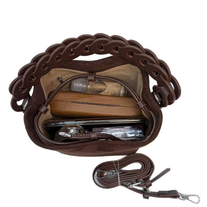 Xiaozhong bolso de cubo de seda de lana de invierno para mujeres bolso de mano retro color contraste 2026 nuevo viaje de hombro mochila