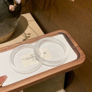 ���l�ױ�ʯӢ������¹⼚�A�l���C�W�tͬ����Ů�C�ӶYƷ���ƽ��