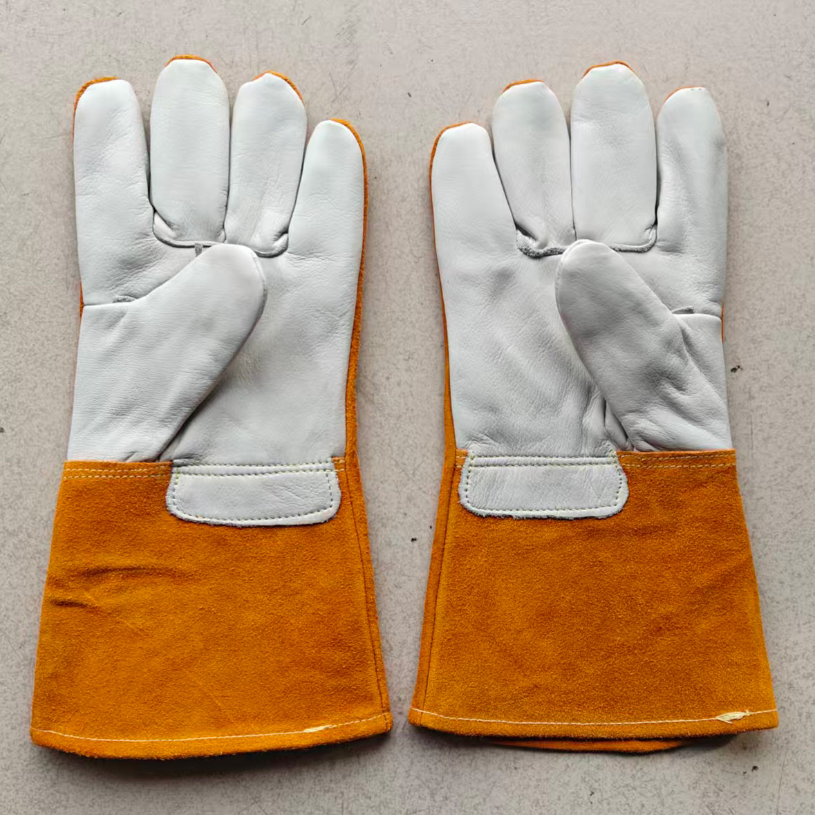 电焊手套羊皮软皮二层牛皮防烫隔热耐高温长款软皮劳保焊工手套