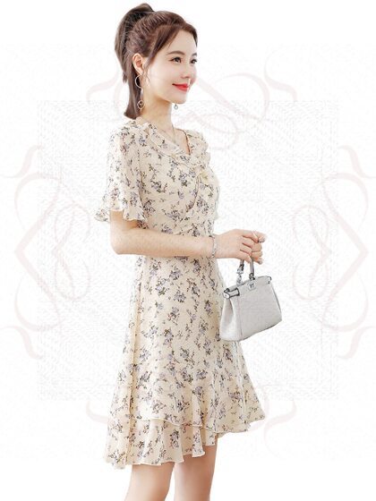 Petite Chiffon Floral Dress for Women, Mid-Length, New Summer 2025 Style, Elegant, Age-Reducing, Slimming Trendy Dress