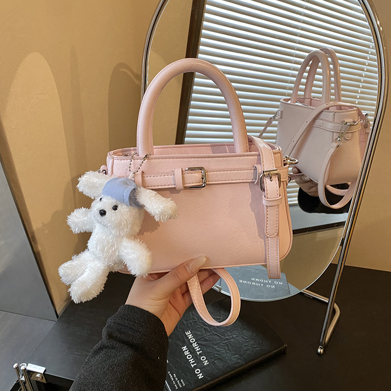 Este año, bolsos populares populares para mujeres 2026 nueva moda versátil bolsos de mochila primavera y verano bolsos pequeños