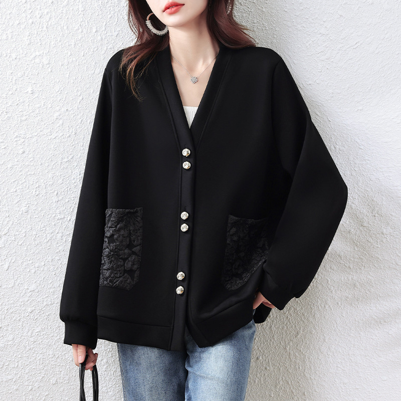 Real Shot of Plus-Size Women's New Black Slimming Jacket for Women with Larger Sizes, Suitable for Spring and Autumn