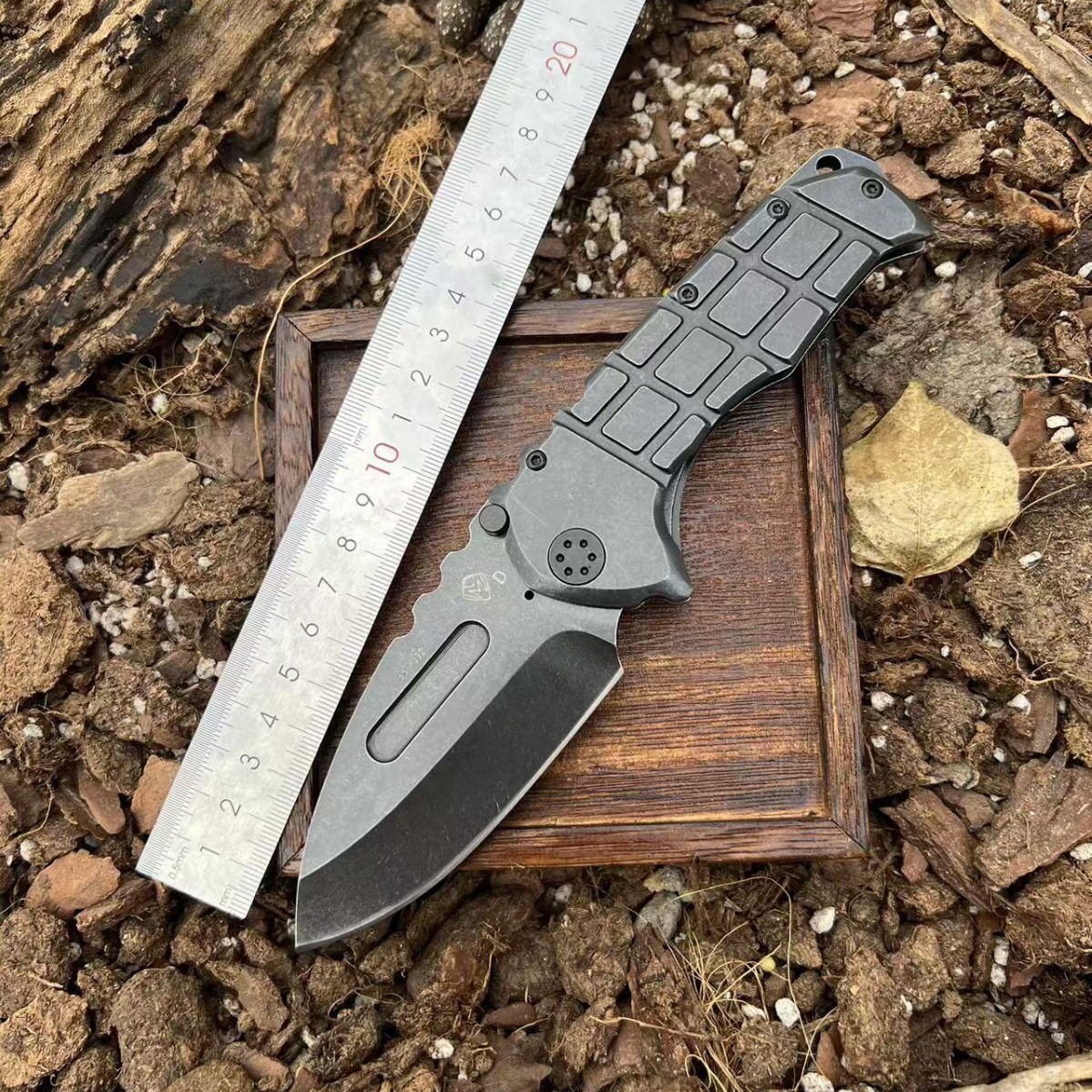 新款野外求生工具户外露营刀随身户外刀荒野生存 重型折叠刀防身