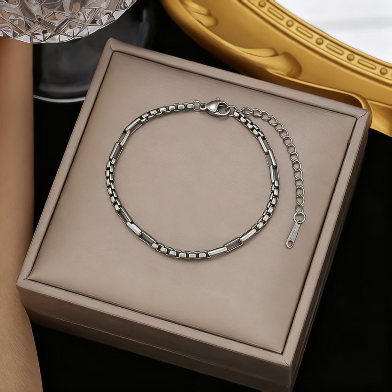 21【e127】pearl chain bracelet steel color