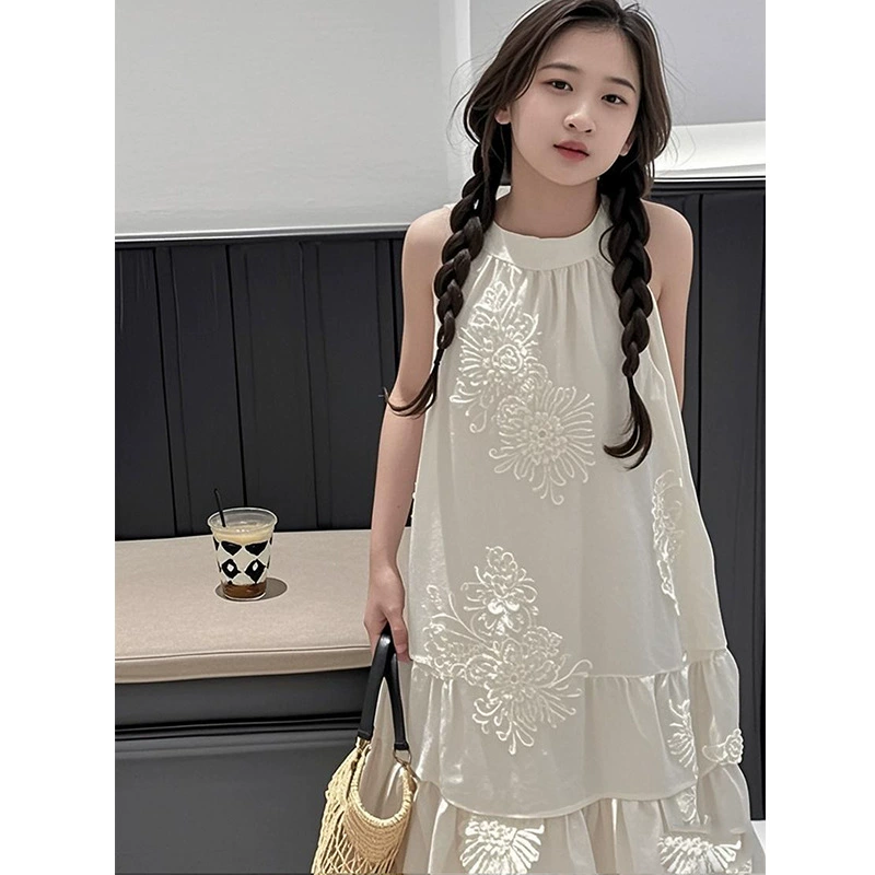 Вышитые девушки летнее платье платье 2025 новый ребенок без рукавов юбка девушка высокого класса юбка юбка юбка