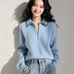 2025秋冬新款女减龄好看流行时尚舒适翻领拉链毛衣宽松长袖针织衫