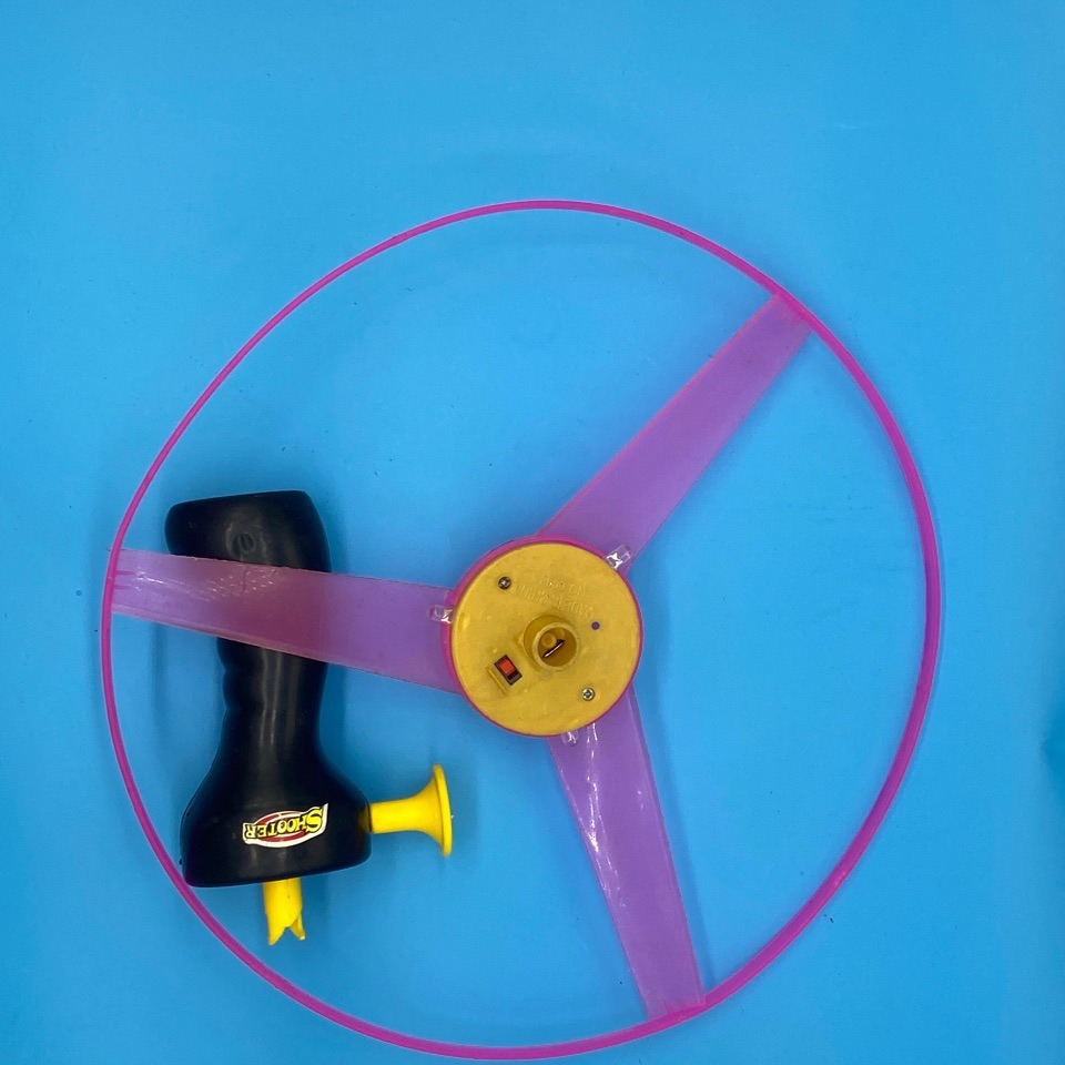 Large UFO with a diameter of 25 cm, available for wholesale and retail with free shipping.