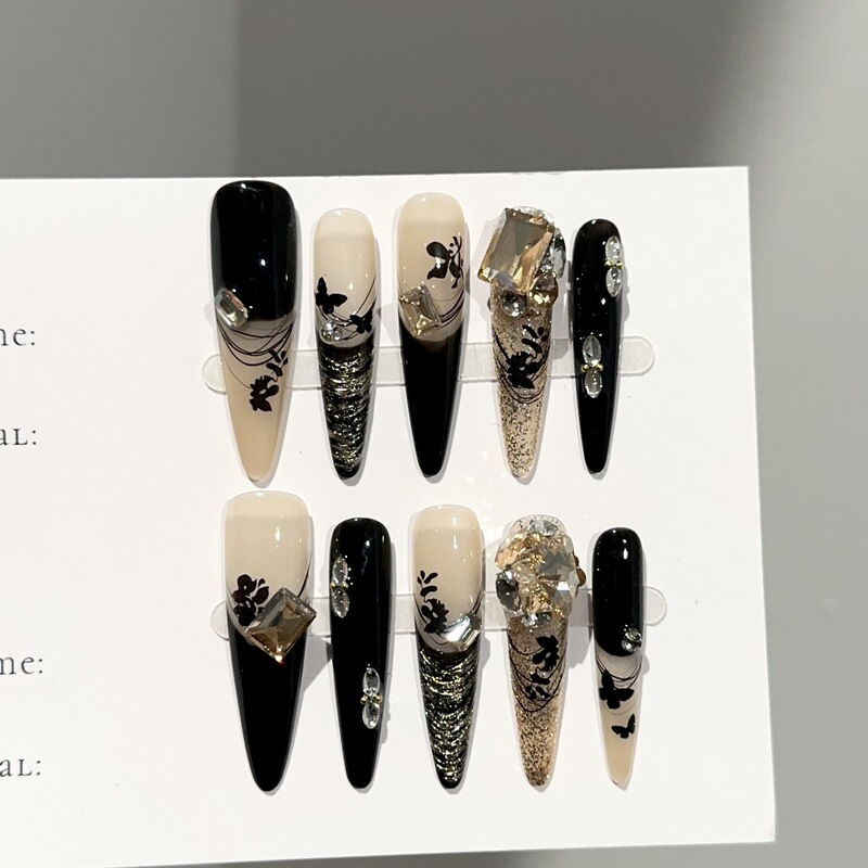 Purely Handmade Wearable Nails, High-End Autumn and Winter Black Gold French Long Manicure Pieces, European and American Accessible Luxury Fake Nail Patches Purely Handmade Wearable Nails, High-End Autumn and Winter Black Gold French Long Manicure Pieces, European and American Accessible Luxury Fake Nail Patches