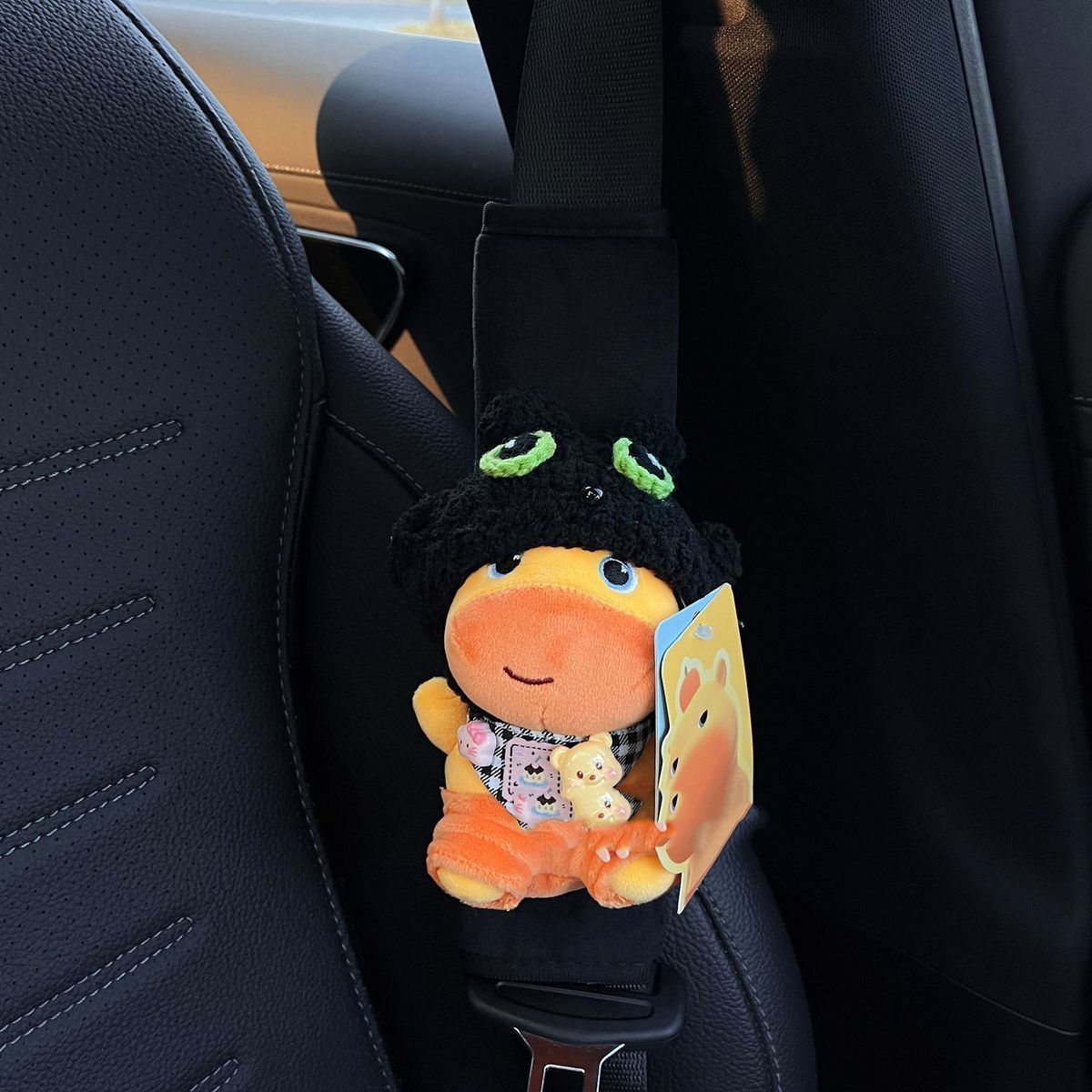 Hamburger Capybara Lulu Car Seatbelt Shoulder Pad Plush Pendant Capybara Doll Ornament Gift