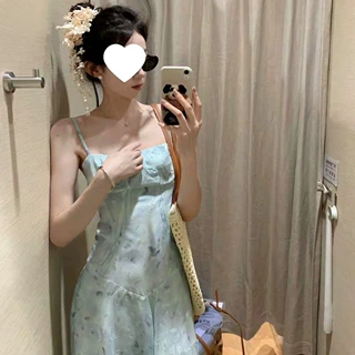 法式蓝色碎花吊带连衣裙春季大码胖mm收腰a字高级感大理穿搭长裙