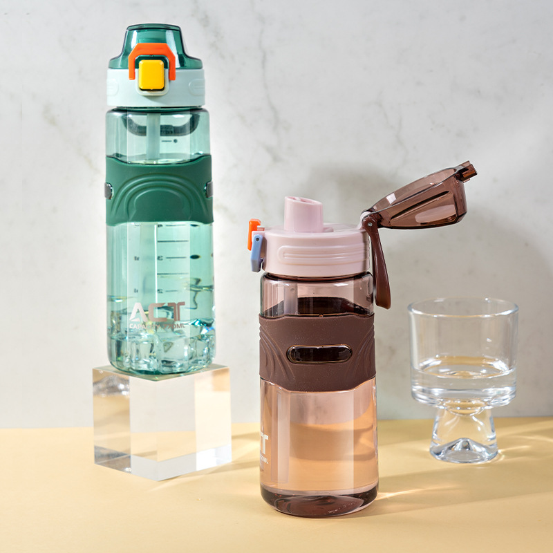 Yitong Fashion Sports Plástico Taza de agua portátil para estudiantes y niñas Tapa de rebote Tapa de botella de agua de gran capacidad con escala al por mayor