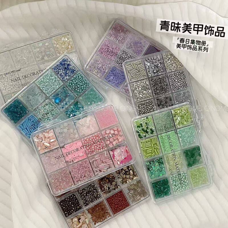 Qingmài "Spring Collection" 12-Compartment Set of Pearl Shell Tube Beads and Irregular Stone Fragments for Nail Art Decorations Qingmài "Spring Collection" 12-Compartment Set of Pearl Shell Tube Beads and Irregular Stone Fragments for Nail Art Decorations