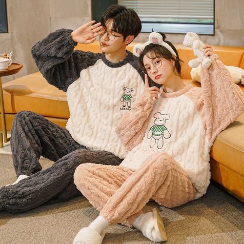 Couple's Winter and Autumn Thick Warm Plush Coral Fleece Women's Cartoon Winter Fleece Men's Home Suit Set