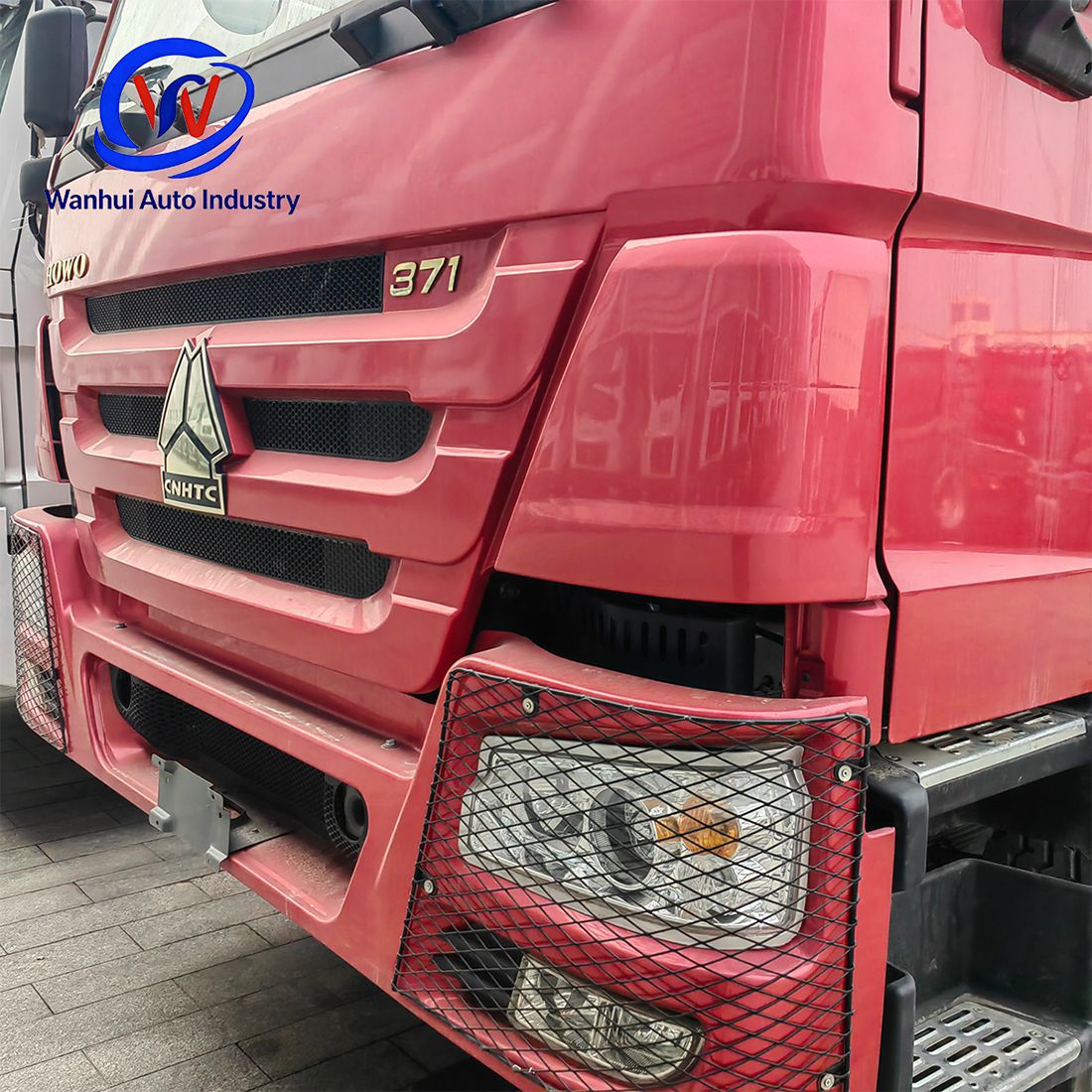 Howo 371-horsepower heavy-duty eight-wheel dump truck for transporting soil and rocks at mining sites
