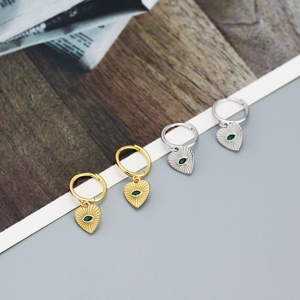 Silver Material Heart Shape Pattern Women'S Gender 1 Pair Silver Zircon Heart Shape Dangling Earrings