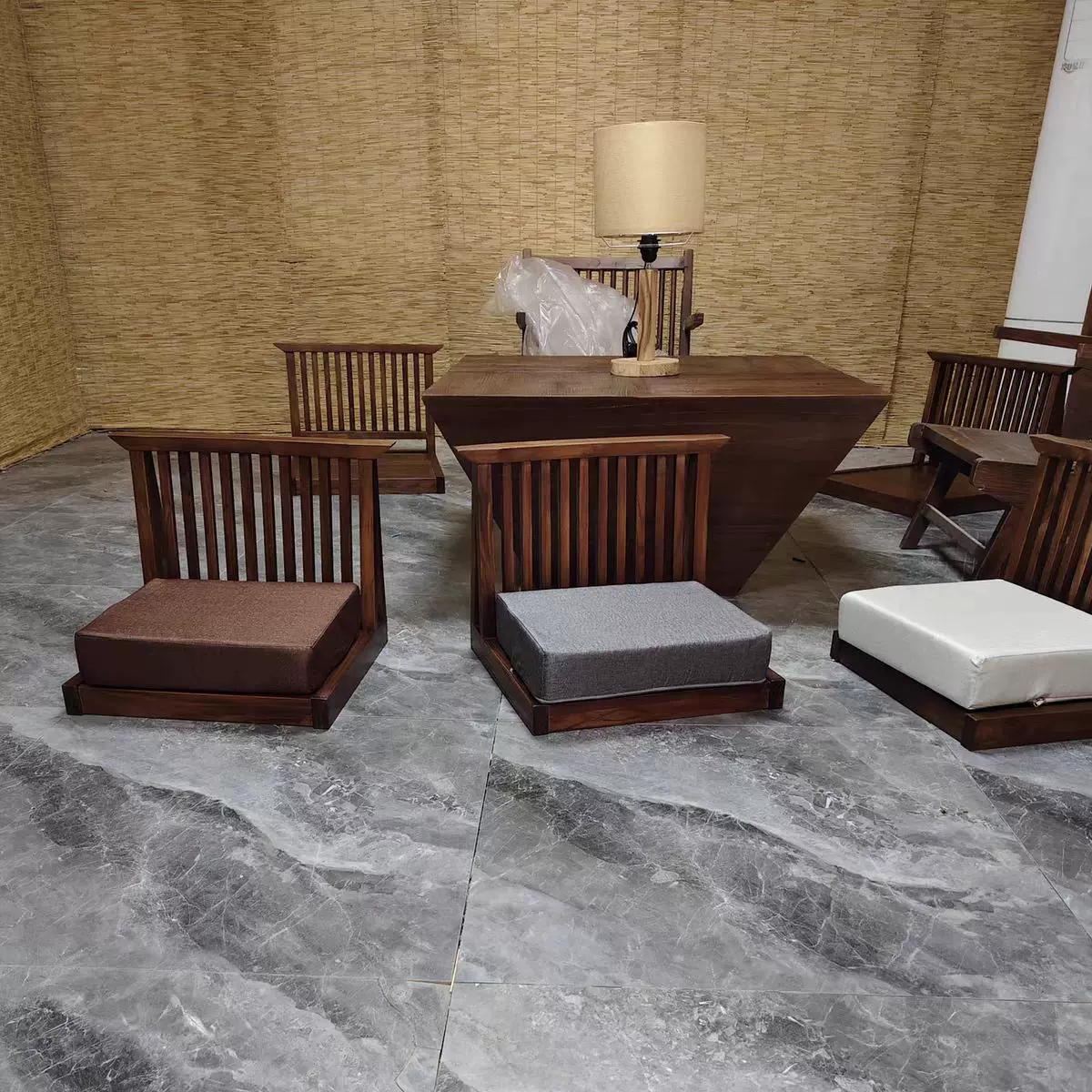 新中式榻榻米椅子实木榆木无腿飘窗椅日式带靠背座椅凳子和室椅