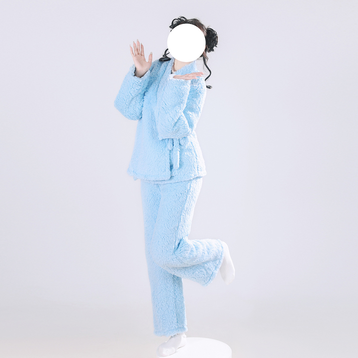 Lenguaje de algodón original pijamas Hanfu trajes de mujer pijamas gruesos y cálidos albornoces de manga larga trajes de servicio a domicilio 9518