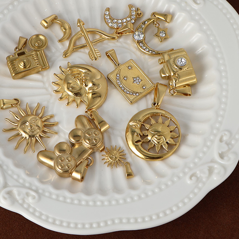 4g Weight Pendant Jewelry Making Type 14.1*11.2mm, 18.8*13mm Jewelry Making Size Real Gold Plated Plating Material DIY Jewelry Accessories Classification 1 Piece Quantity 304 Stainless Steel, 316 Stainless Steel Material Sun, Moon Pattern Retro, Simple Style Style Waterproof Non Tarnish Craft 1 Piece 14.1*11.2mm 18.8*13mm 304 Stainless Steel 316 Stainless Steel Real Gold Plated Sun Moon Pendant DIY Jewelry Accessories 5
