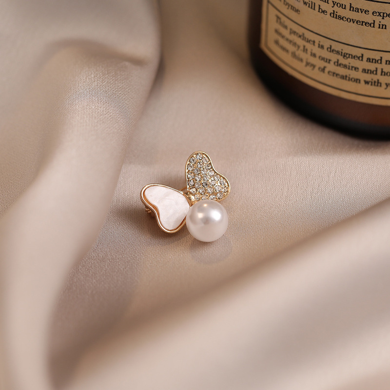 Bow Anti-Exposure Brooch, High-End Accessories, Elegant Design, Neckline Anti-Exposure Buckle, Fixed Decorative Collar Pin