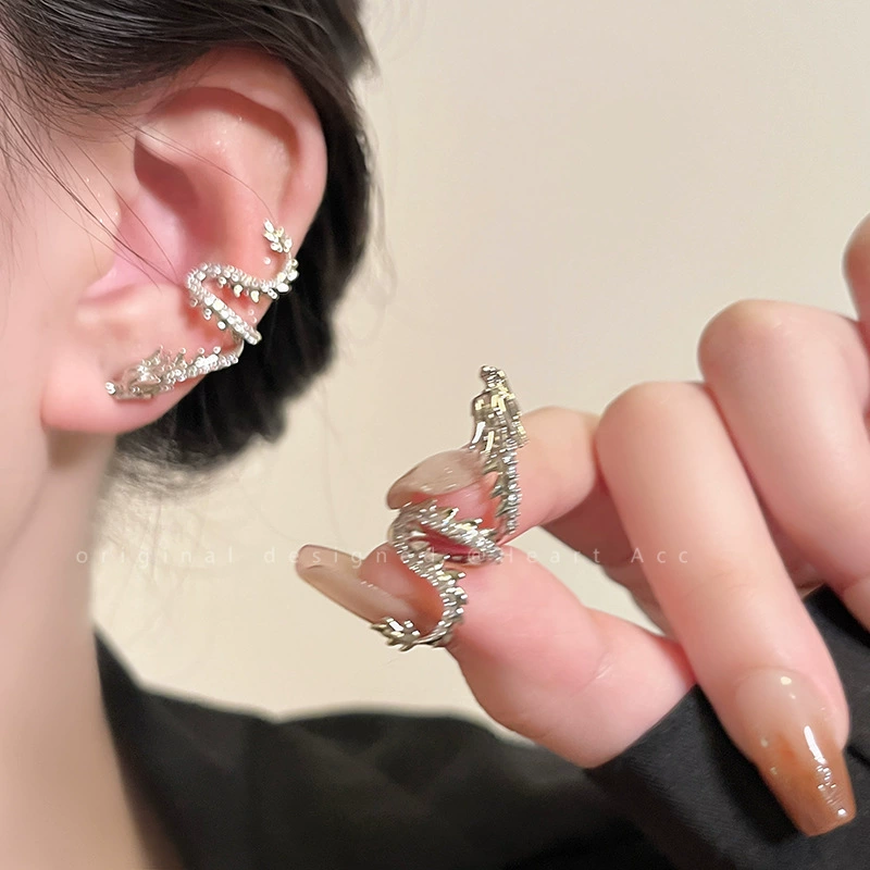 Серьги-уши, дизайнерские длинные серьги, циркон с кисточками, корейский стиль, без пирсинга, стиль высокого качества, тренд сезона
