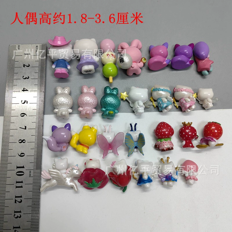 Hello kitty, small minifigures, doll, spoon, rabbit
