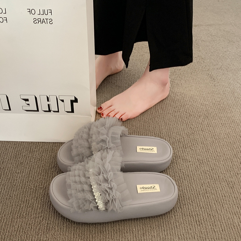 2025 verano tul transpirable ligero fondo suave casual nuevo estilo de fondo grueso sandalias de malla de encaje estilo hada