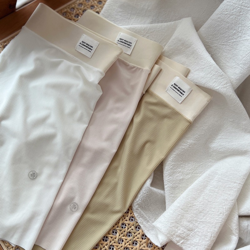 t10165936562434138558225344323