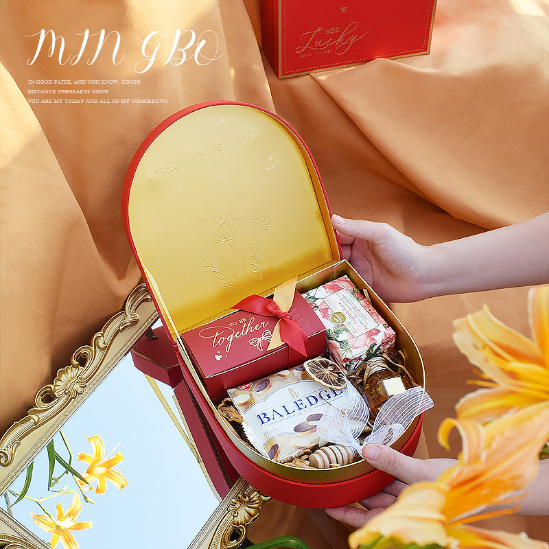 Wedding Bridesmaid And Souvenir Empty Box Packaging Style Wedding High-end Portable Wedding Candy Gift Box Set