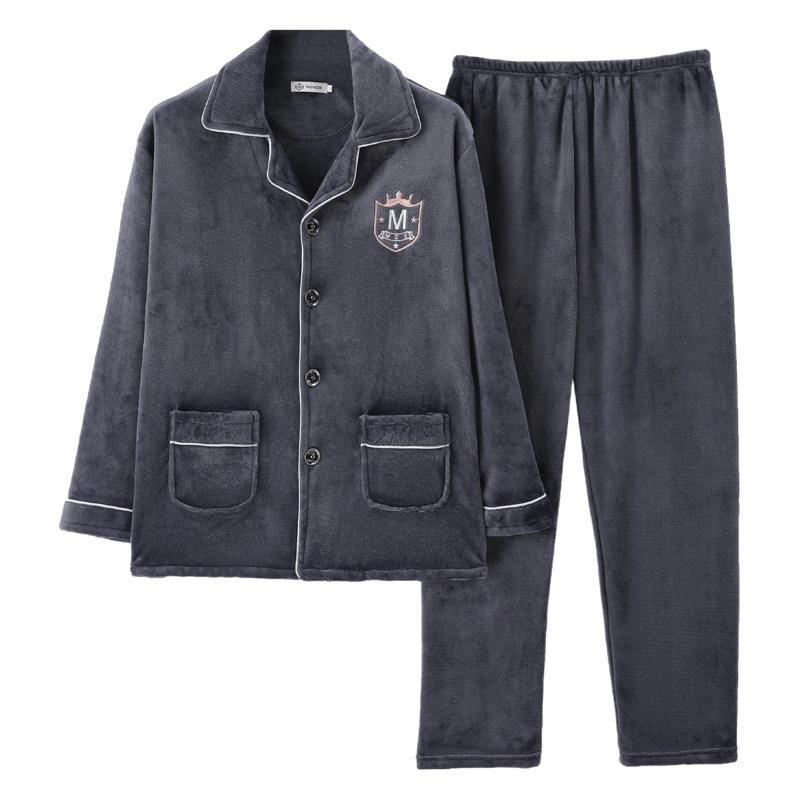 Los hombres de otoño e invierno pijamas al por mayor de franela de manga larga cardigan solapa desgaste del hogar 667 traje de pijama de los hombres