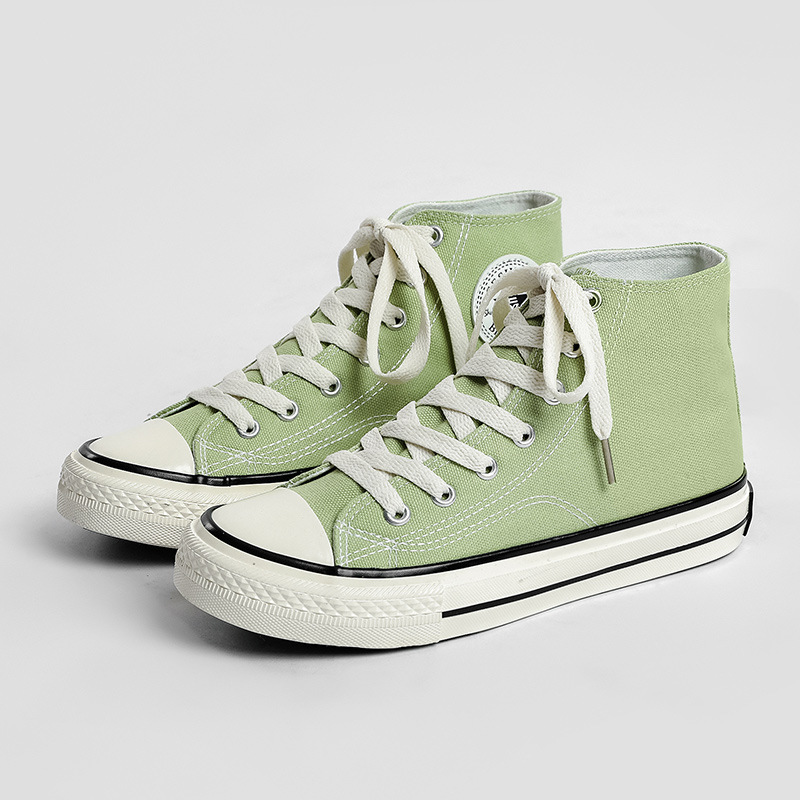 クラシックなハイカット1970年代レトロスニーカー、韓国版2025秋原宿風万能学生女子キャンバスシューズ、男女カップル向け