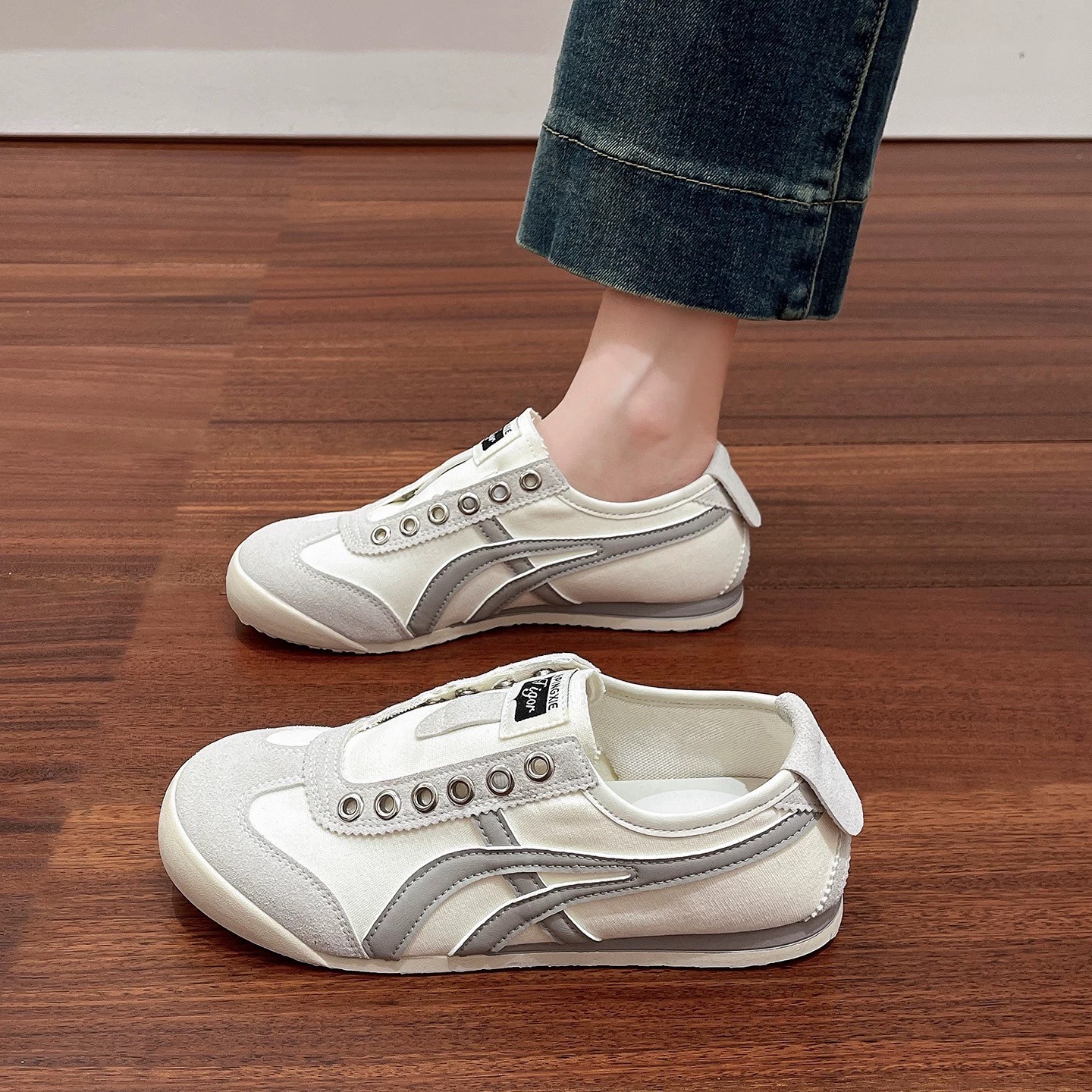 Zapatos de entrenamiento de mujer con suela suave de verano y otoño zapatos casuales con un pedazo de zapato deportivo de pizarra pequeña zapatos de entrenamiento de verano