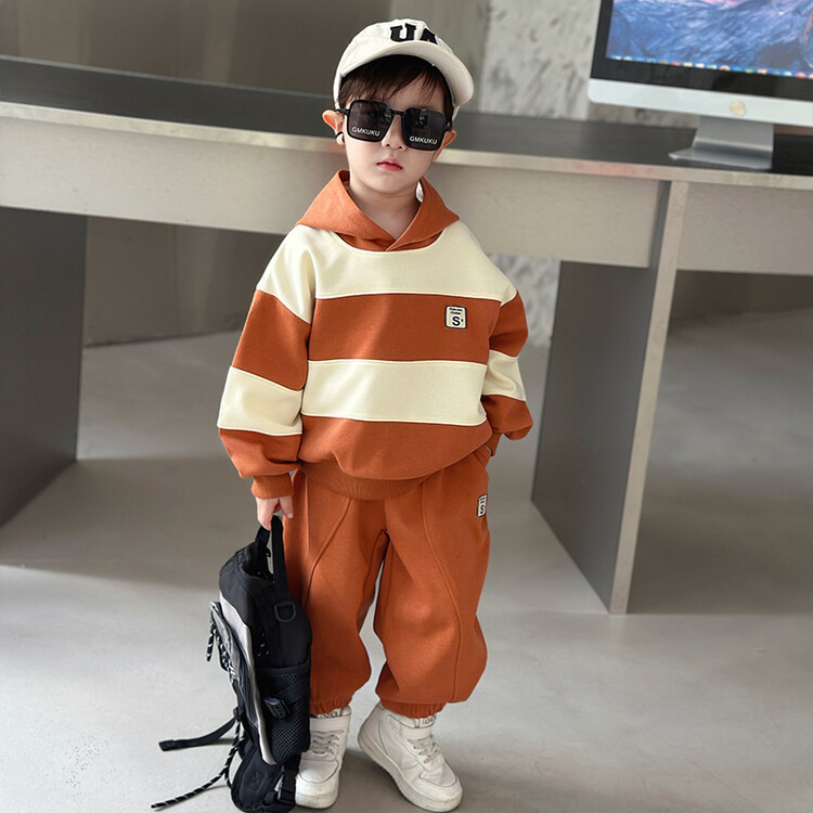 Color Block per ragazzi 2023 Primavera e autunno Nuovi set sportivi con cappuccio per il tempo libero per bambini Vestiti alla moda per bambini_voghion.com