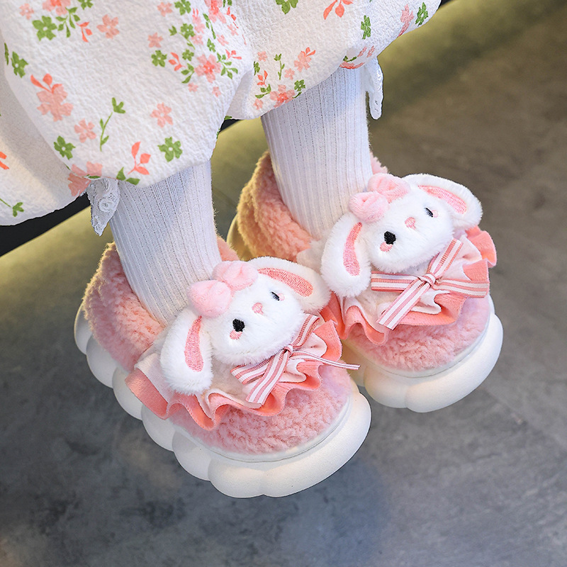 Zapatillas de algodón de invierno para niños niñas lindas calentadas y veludo antideslizante para niños pequeños y medianos bolsas de bebés zapatos de algodón caseros