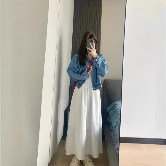 [Adjustable Inner Shoulder Strap] French White Sling Waist Slimming Long Dress Niche Design Sense