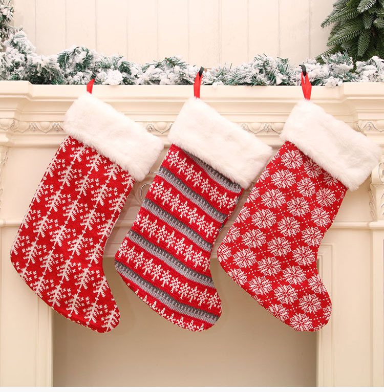 Wholesale New Large Socks Red And White Striped Christmas Socks Nihaojewelry display picture 1