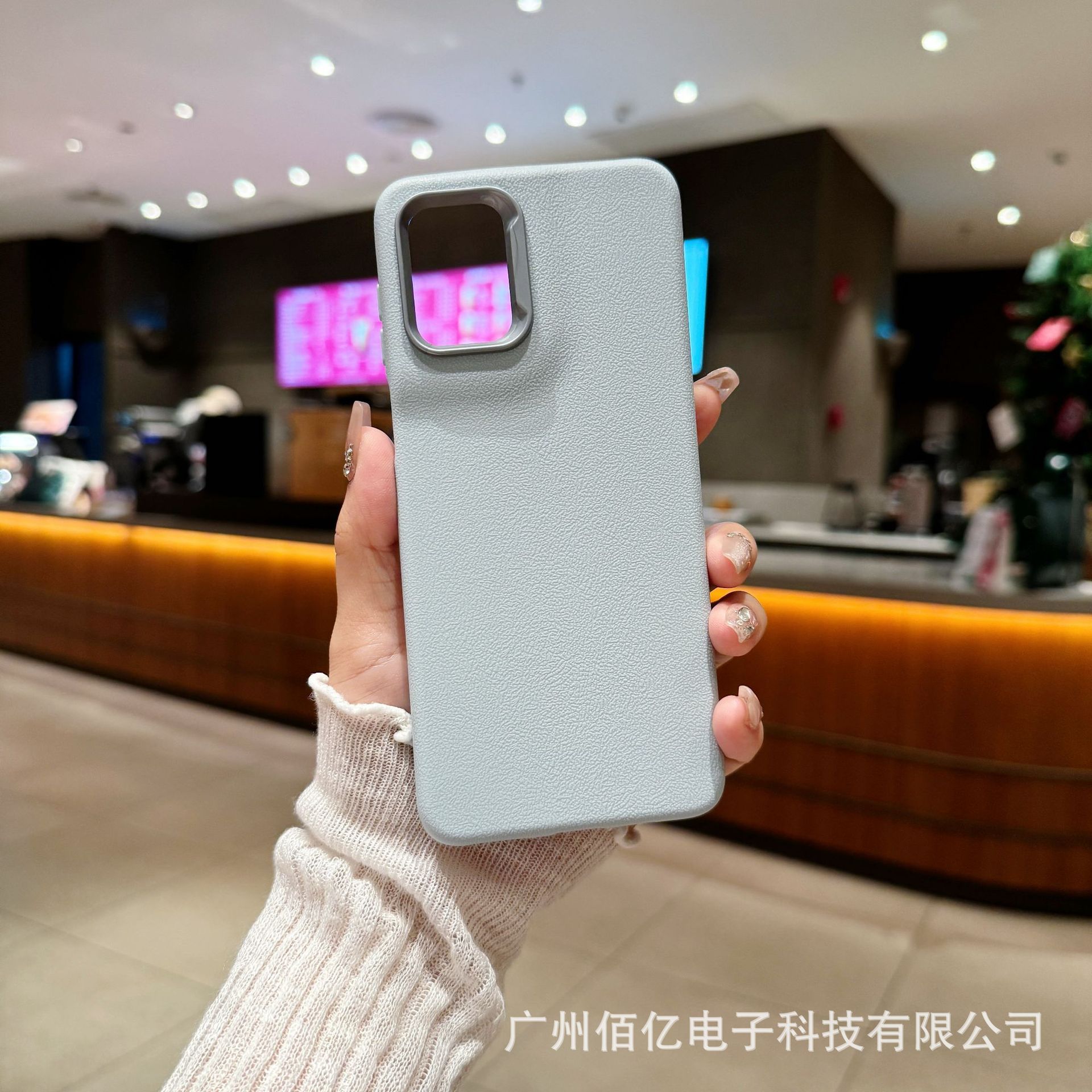 Funda de teléfono de TPU con textura de cuero liso, adecuada para Motorola G55, funda de teléfono suave con orificio grande para comercio exterior europeo y americano, antihuellas.