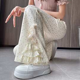 实拍设计感小众窄版马蹄裤女夏2026新款蕾丝拼接印花休闲微喇叭裤