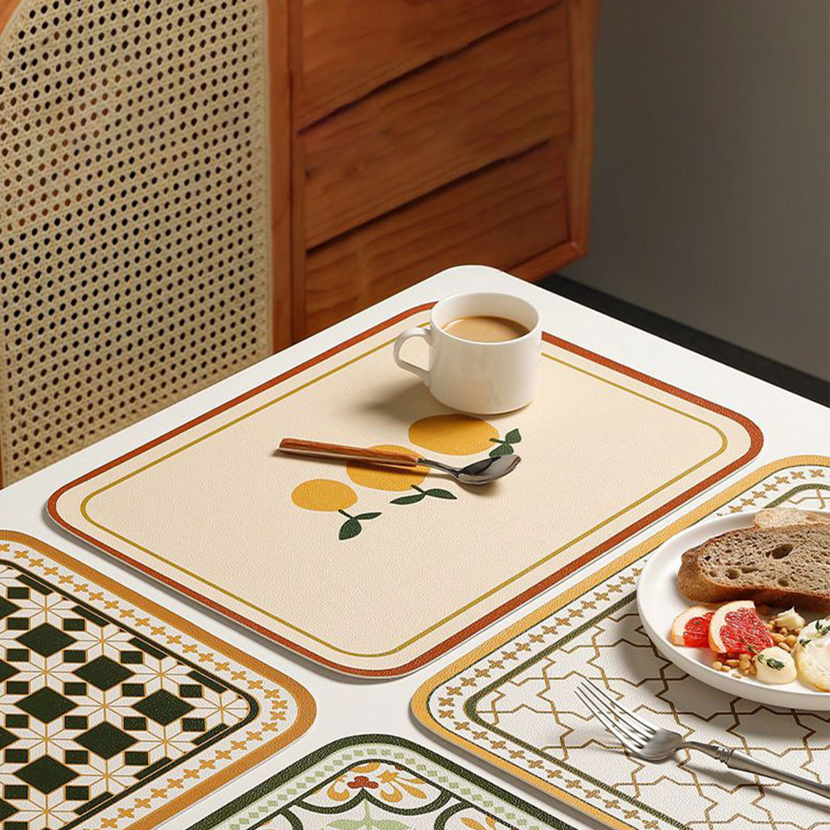 레트로 가죽 플레이스 매트 미끄럼 방지 내마모성 플레이스 매트 단열 매트 방수 및 내유성 매트 홈 호텔 0.8mm 두께