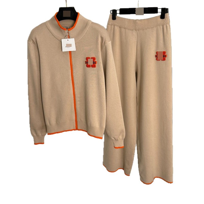 新款运动套装logo刺绣贴布 立领长袖拉链外套+拼色松紧腰休闲长裤|undefined