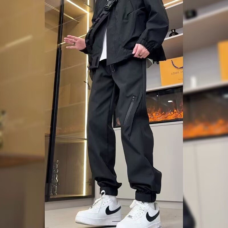 American-Style Outdoor Softshell Pants for Women, Spring Windproof Petite Pants, Sports Pants with Velcro Cuffs, Cargo Pants for Men