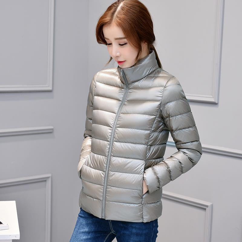 2022 Autumn and Winter New Lightweight Down Jacket Women's Hooded Short Slim-fit Lightweight Thin Multi-color Large Size Stand Collar Jacket