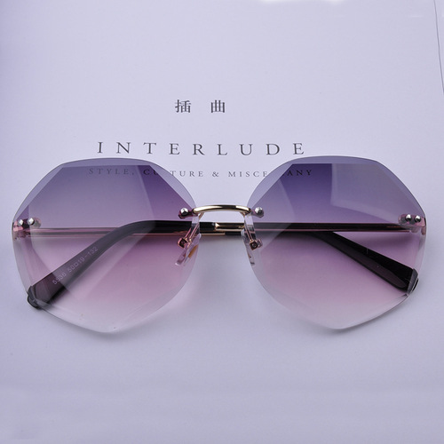 Direct factory supply fashionable new edge gradient sunglasses for women, Korean style, trendy round face sun shade sunglasses that show temperament