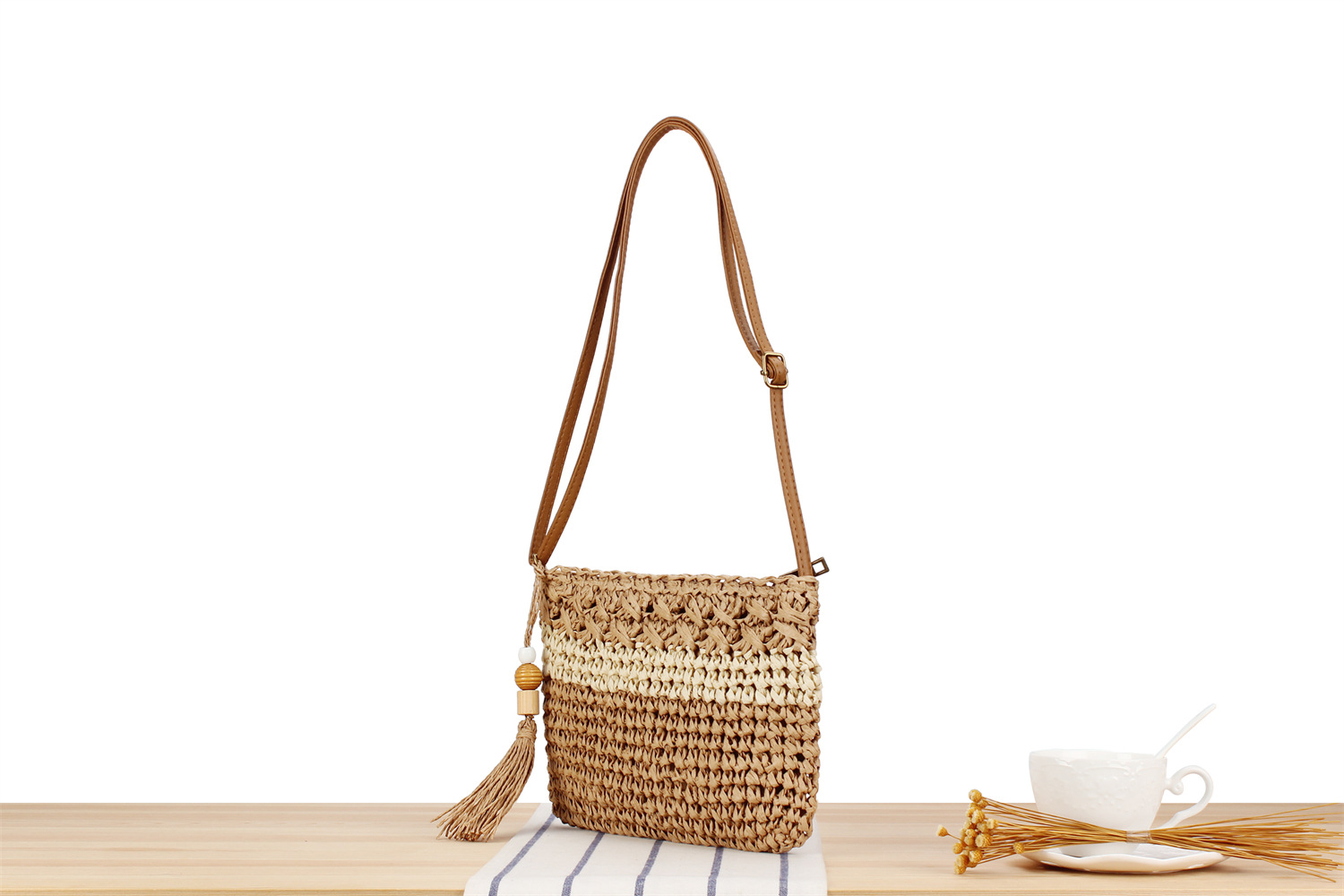 Women's Basic Vacation Solid Color Paper String Shopping Bags display picture 4