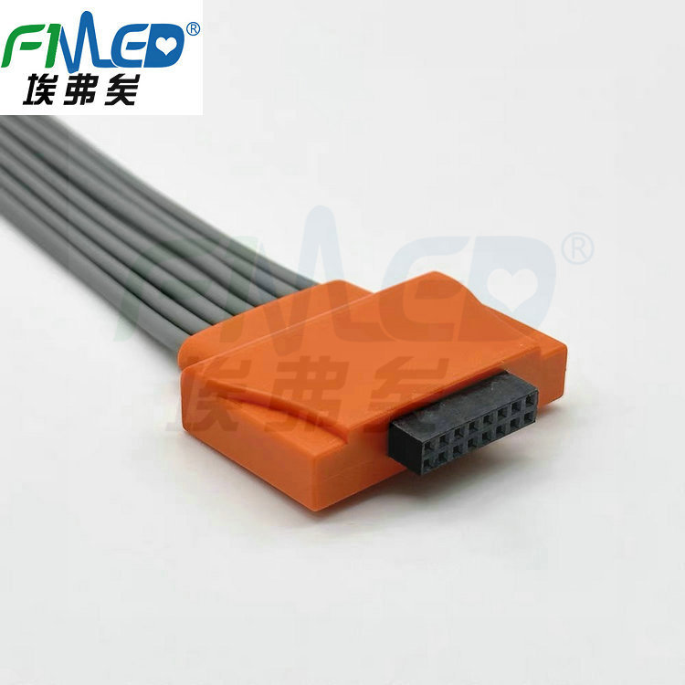 Cardioline 插头 (4)