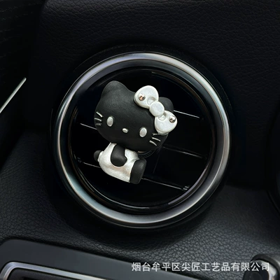 Car Perfume Aromatherapy – Ornament - silver-black-sitting-kt-cat