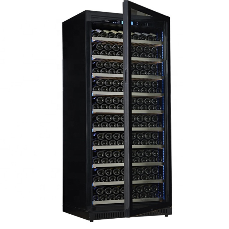 Venta al por mayor de temperatura constante y humedad gabinete de vino estante de madera maciza gabinete de vino de gran capacidad Vitrina refrigerada