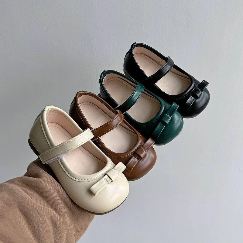 Детская обувь принцессы 2025 весна и осень новый стиль девушки кожаные ботинки для девочек маленькая девочка мягкая подошва повседневная обувь детская обувь