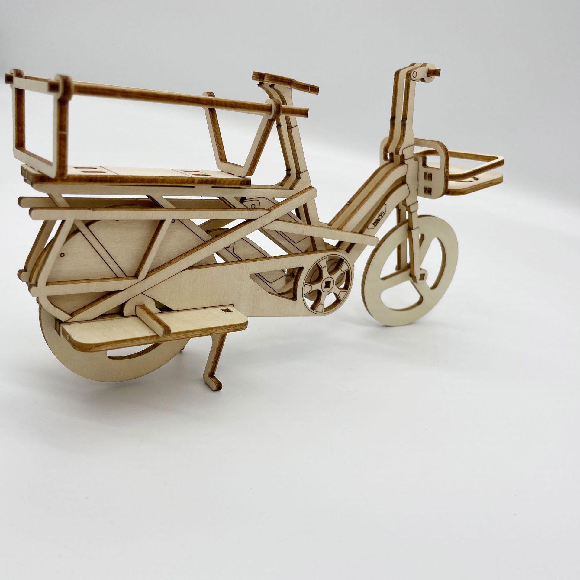 Rompecabezas de bicicleta de juguete tridimensional de corte láser personalizado rompecabezas de madera 3D rompecabezas de juguete de madera de bricolaje